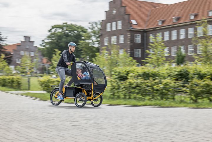 Für eine umweltfreundliche Mobilität. Wir sind Hersteller von kompakten Cargobikes mit Neigetechnik und modularem Aufbau. | chike GmbH & Co. KG